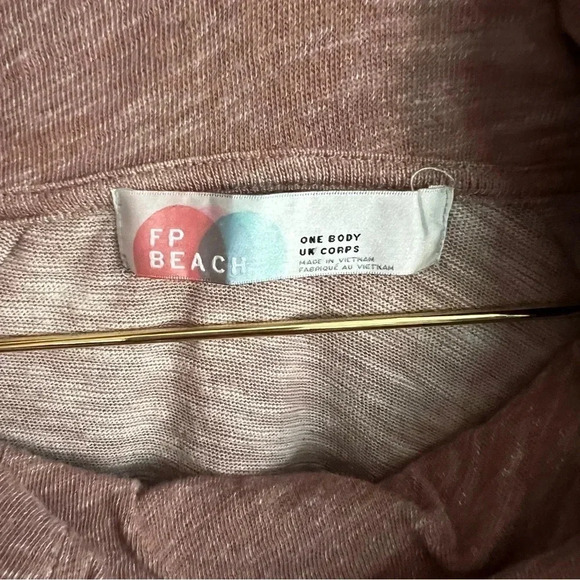 Free People Beach Cocoon Cowl Neck Pullover Heathered Brown Sz M/L Raglan Sleeve - Picture 9 of 9